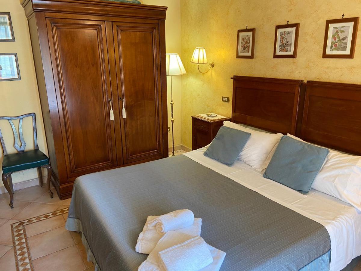 Residenza Antico Borgo Del Pozzo Aparthotel Tramonti Exterior photo